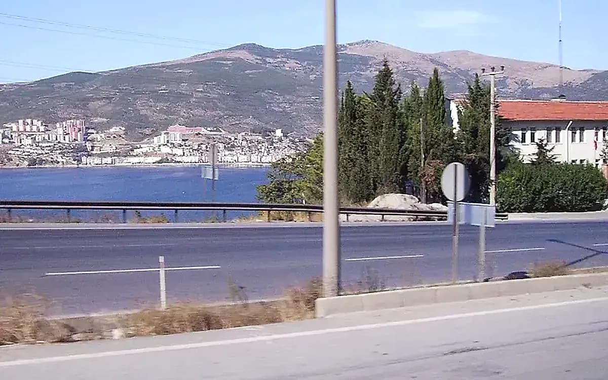 Gemsaz Public Beach