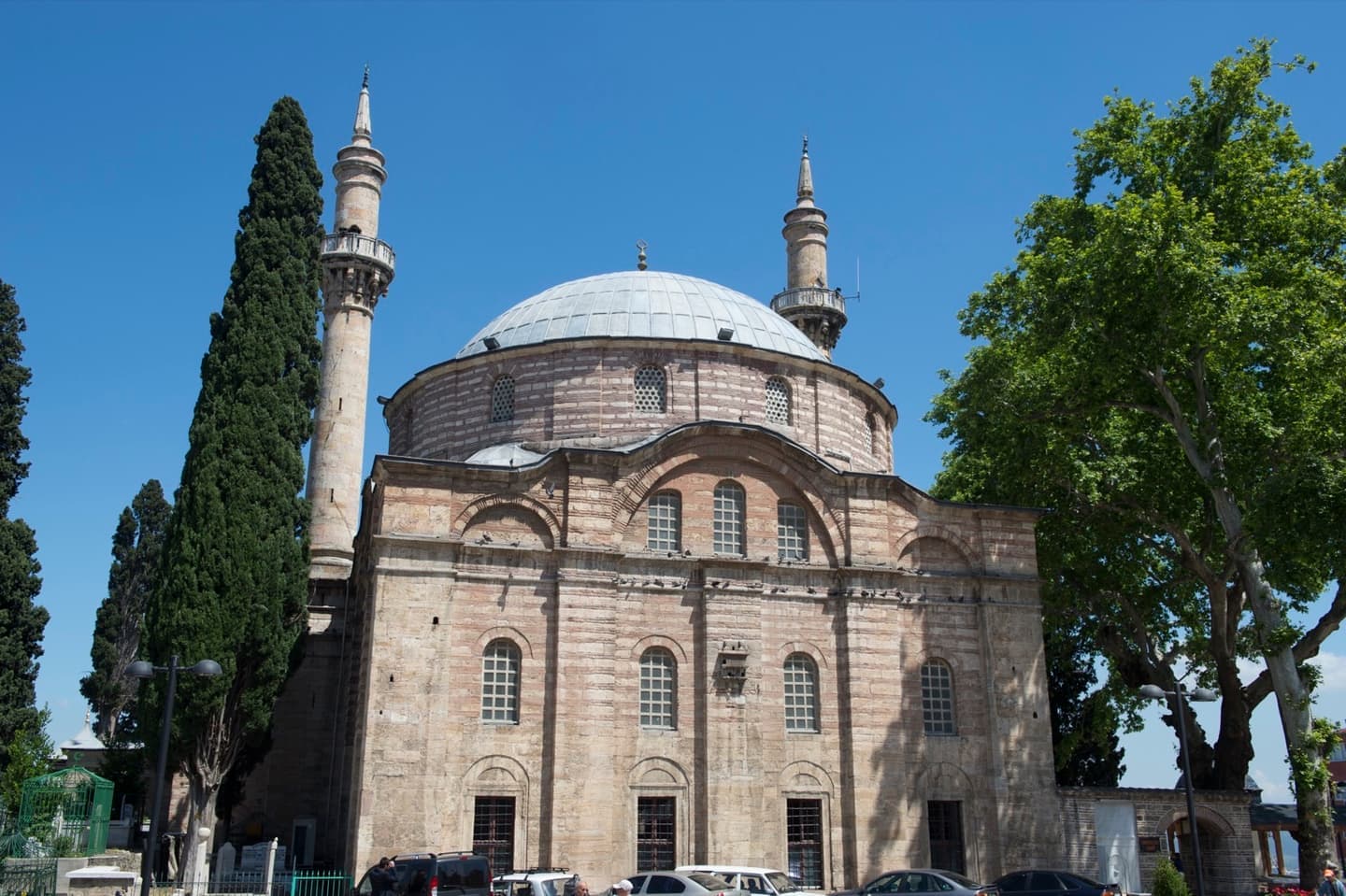 Emir Sultan Mosque and Complex: Bursa's Spiritual Heart, Baroque Courtyard & Guide - Image 1