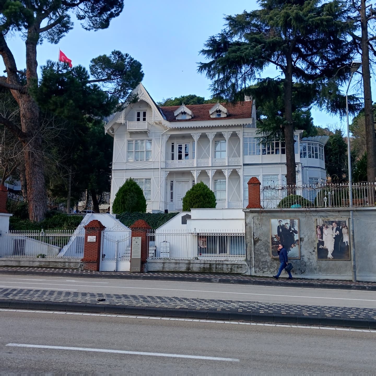 Hünkar Köşkü Müzesi: 19 Günde İnşa Edilen Saray, Atatürk Odaları ve Ziyaret Rehberi - Görsel 4