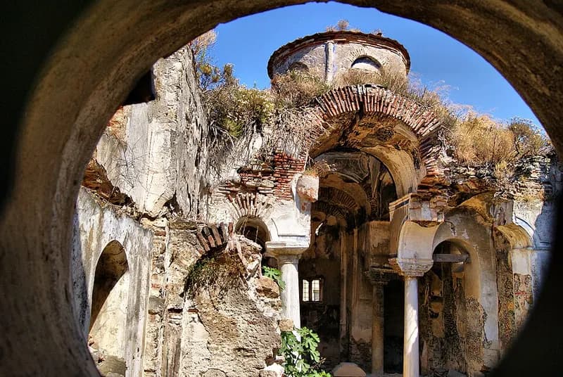 Monastir Island-Helena Konstantinos Monastery - Image 1
