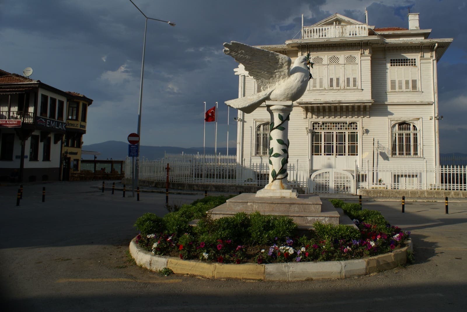 Mudanya Armistice House Museum & Historic Square