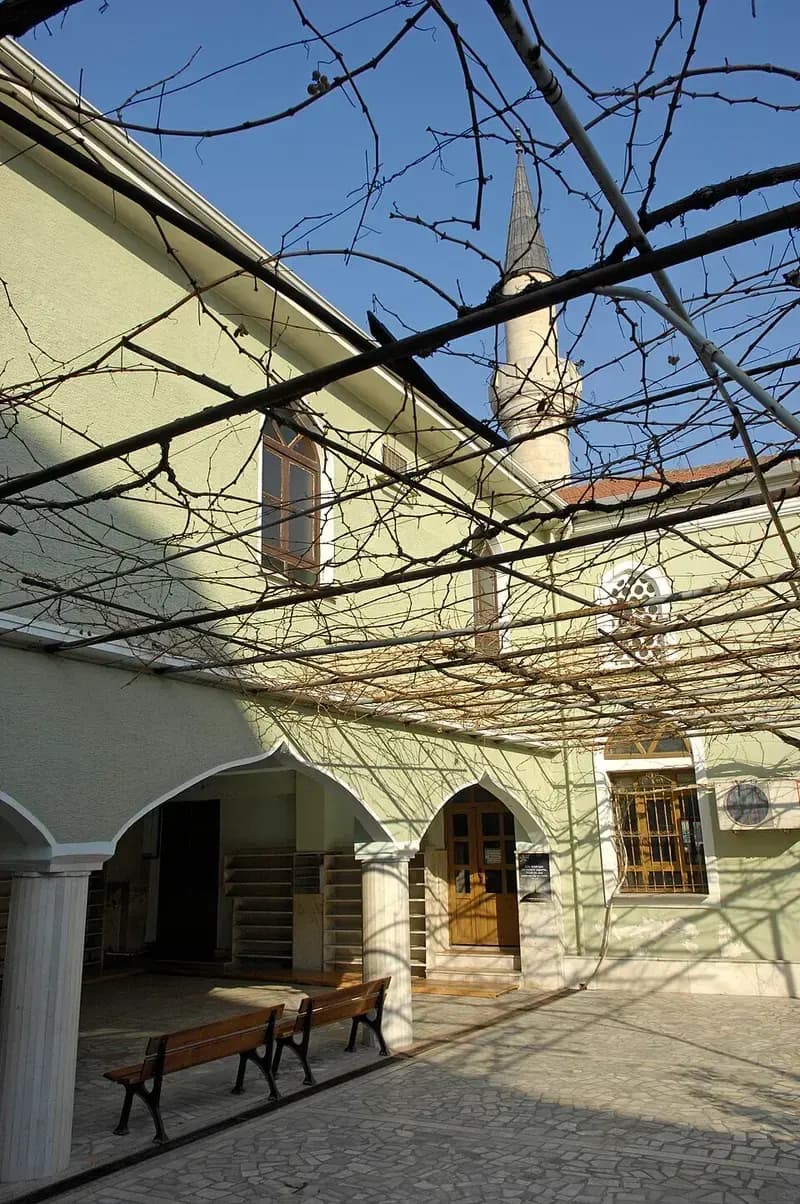 Vani Mehmet Efendi Moschee & Komplex (Kestel)