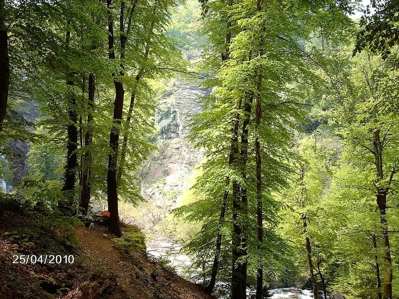 Yarhisar-Wasserfall & Schlucht (Yenişehir) - Bild 1