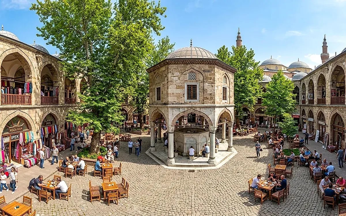 Historical Koza Han Çınaraltı Tea Gardens - Bursa Osmangazi Gezilecek Yerler