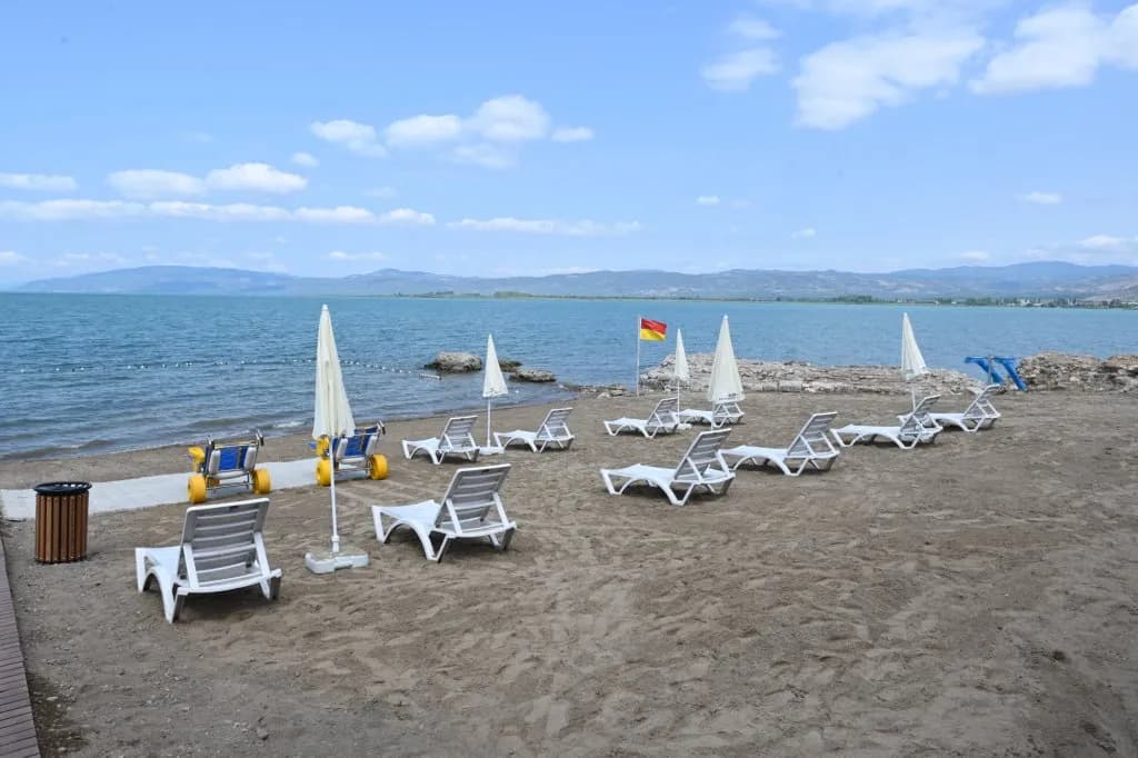 İznik İnciraltı Halk Plajı